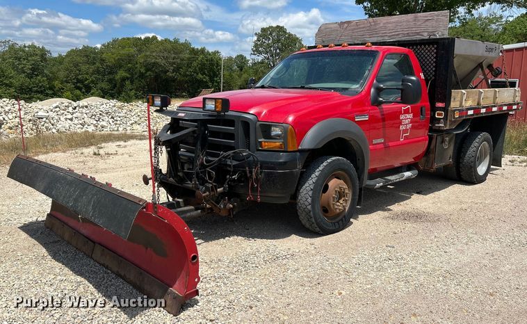 image for item OK9612 2005 Ford F550 Super Duty  dump flatbed truck