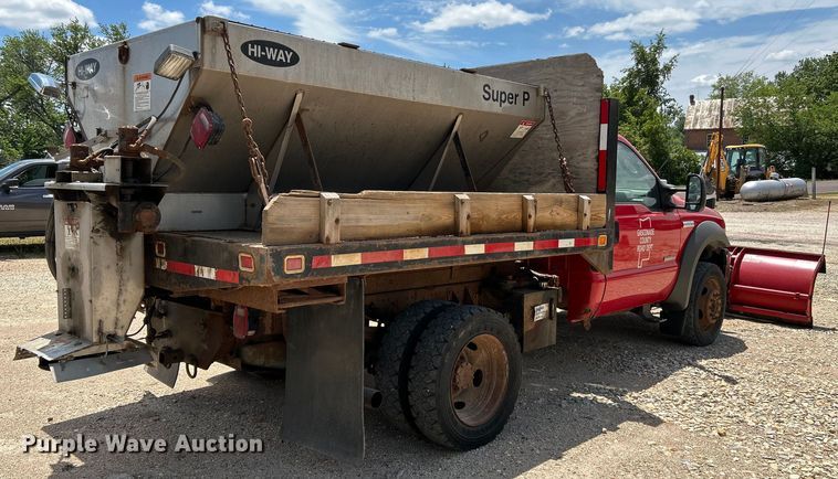 image for item OK9612 2005 Ford F550 Super Duty  dump flatbed truck