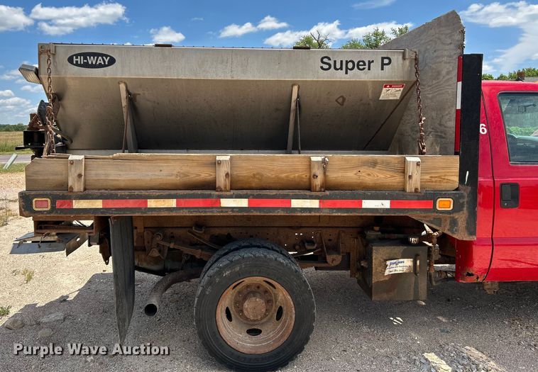 image for item OK9612 2005 Ford F550 Super Duty  dump flatbed truck