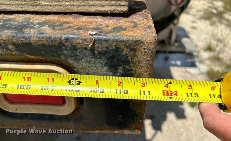 image for item OK9612 2005 Ford F550 Super Duty  dump flatbed truck