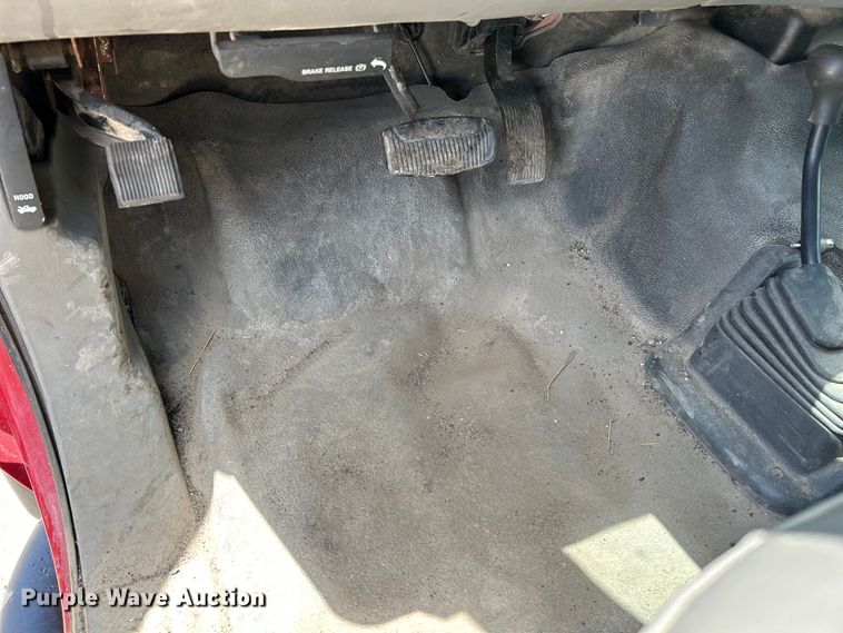 image for item OK9612 2005 Ford F550 Super Duty  dump flatbed truck