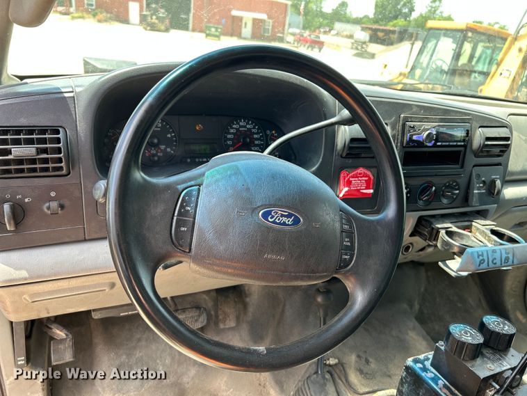 image for item OK9612 2005 Ford F550 Super Duty  dump flatbed truck