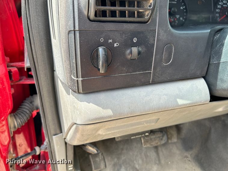 image for item OK9612 2005 Ford F550 Super Duty  dump flatbed truck