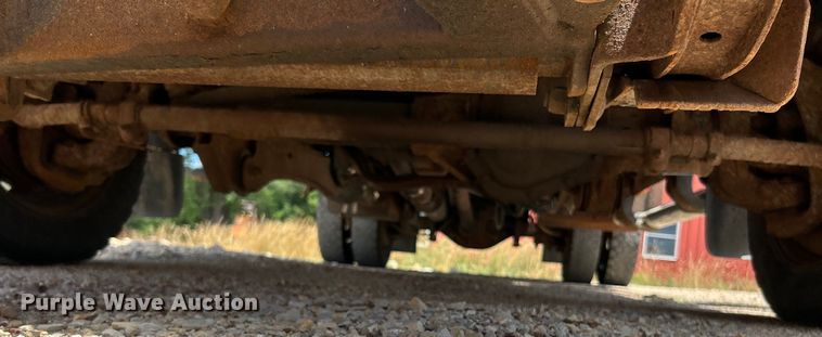 image for item OK9612 2005 Ford F550 Super Duty  dump flatbed truck