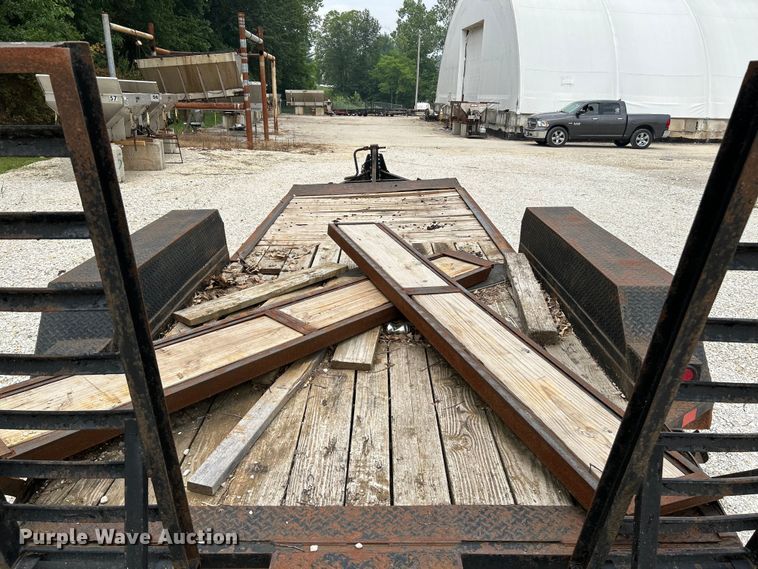 image for item OK9622 2008 Millennium M6F16P  equipment trailer