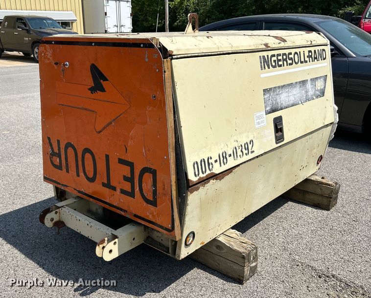 image for item OK9629 2000 Ingersoll Rand PL185WJD  air compressor