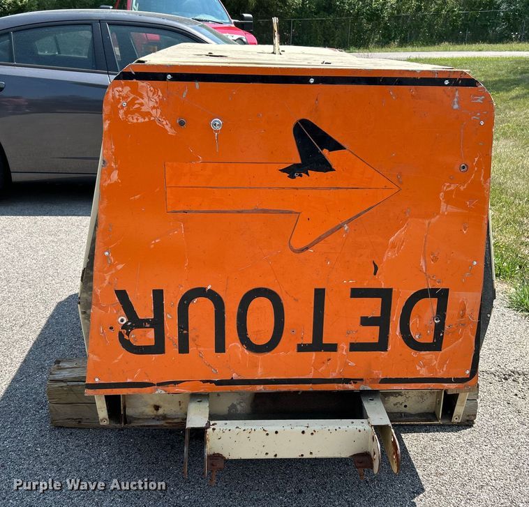 image for item OK9629 2000 Ingersoll Rand PL185WJD  air compressor