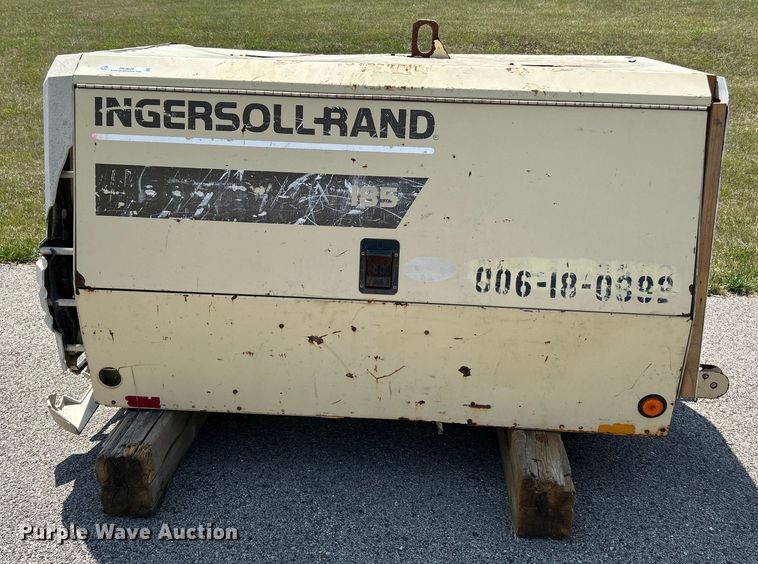 image for item OK9629 2000 Ingersoll Rand PL185WJD  air compressor