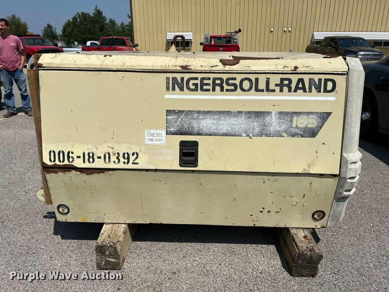 image for item OK9629 2000 Ingersoll Rand PL185WJD  air compressor