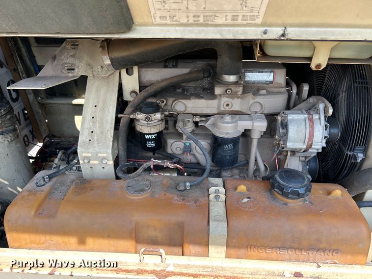 image for item OK9629 2000 Ingersoll Rand PL185WJD  air compressor