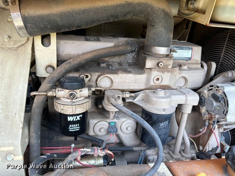 image for item OK9629 2000 Ingersoll Rand PL185WJD  air compressor