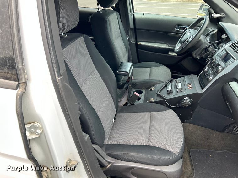image for item OK9633 2013 Ford Explorer Police Interceptor  SUV