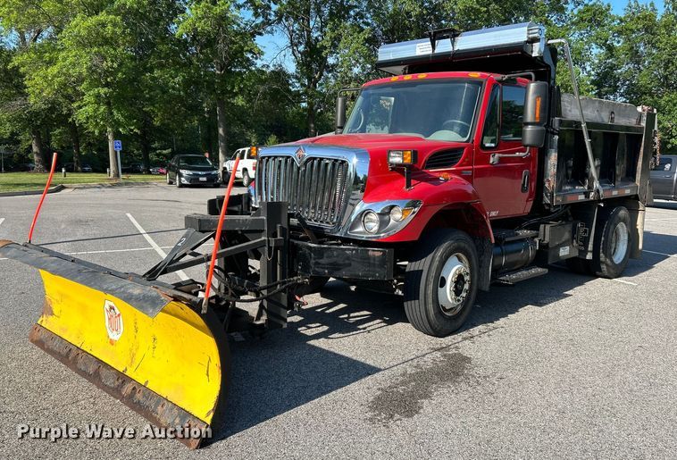 image for item OK9648 2009 International WorkStar 7400  dump truck