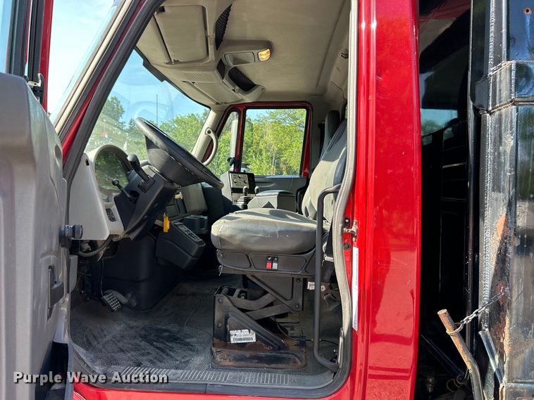 image for item OK9648 2009 International WorkStar 7400  dump truck