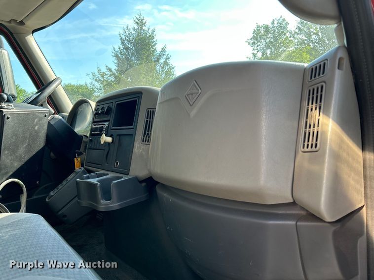 image for item OK9648 2009 International WorkStar 7400  dump truck