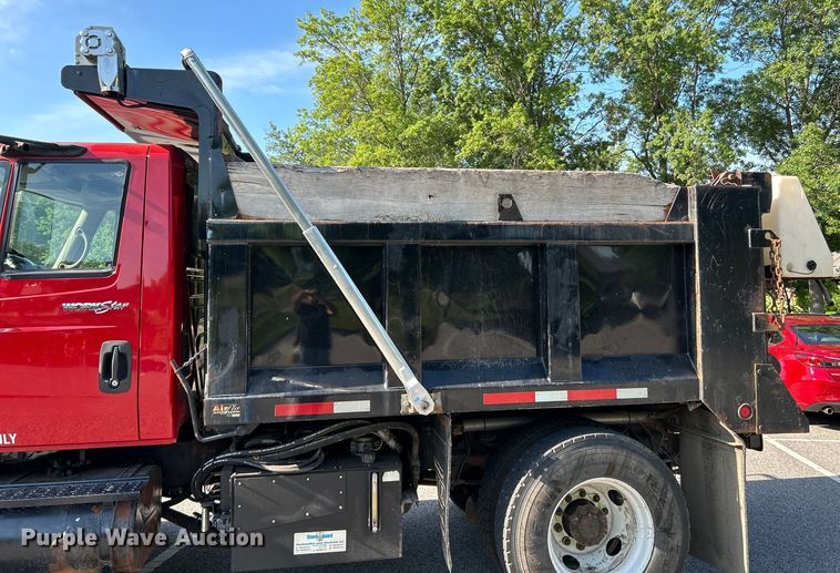 image for item OK9648 2009 International WorkStar 7400  dump truck