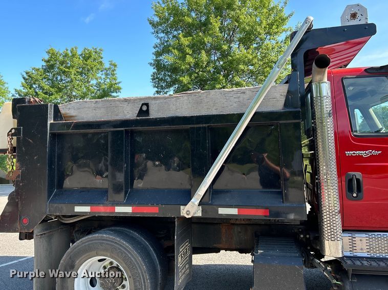 image for item OK9648 2009 International WorkStar 7400  dump truck