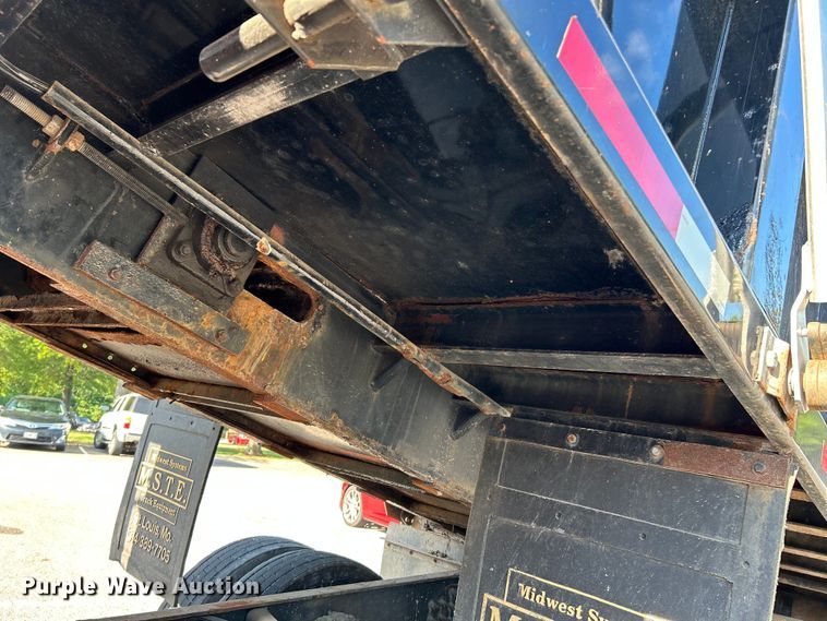 image for item OK9648 2009 International WorkStar 7400  dump truck