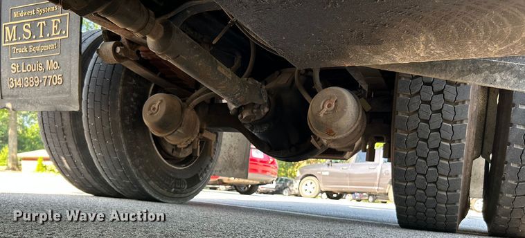 image for item OK9648 2009 International WorkStar 7400  dump truck