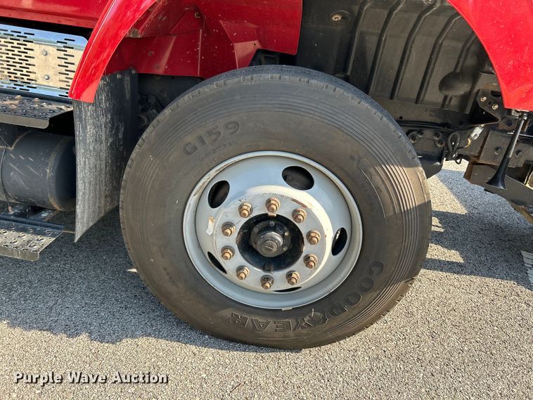 image for item OK9648 2009 International WorkStar 7400  dump truck