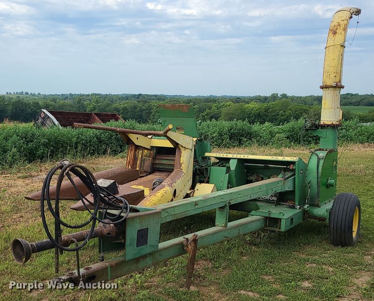 image for item BR9782 John Deere  forage harvester