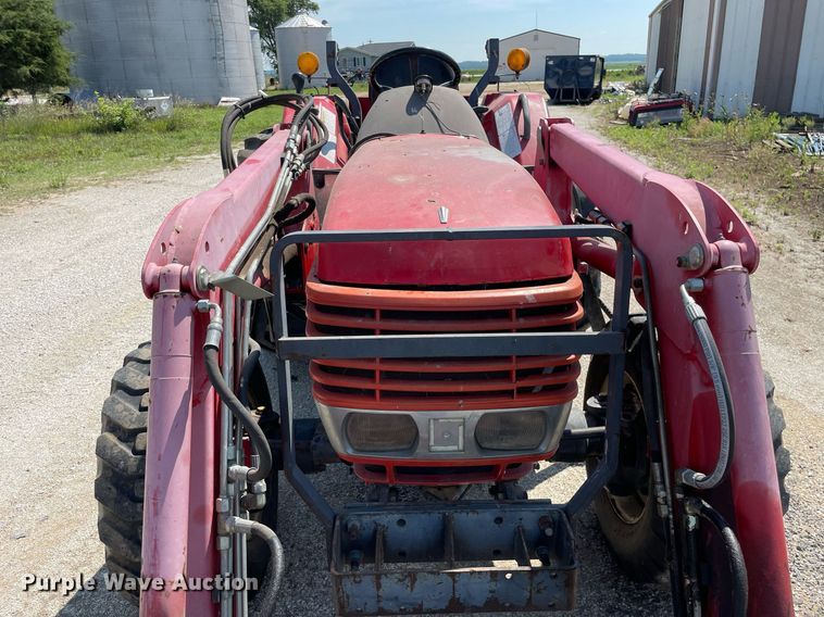 image for item DL3851 Century 3040  MFWD tractor