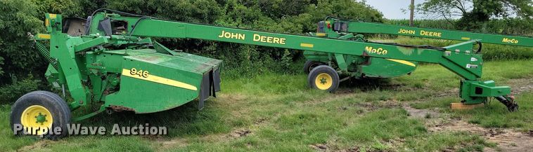 image for item DN4005 2008 John Deere 946 MoCo  swather / windrower