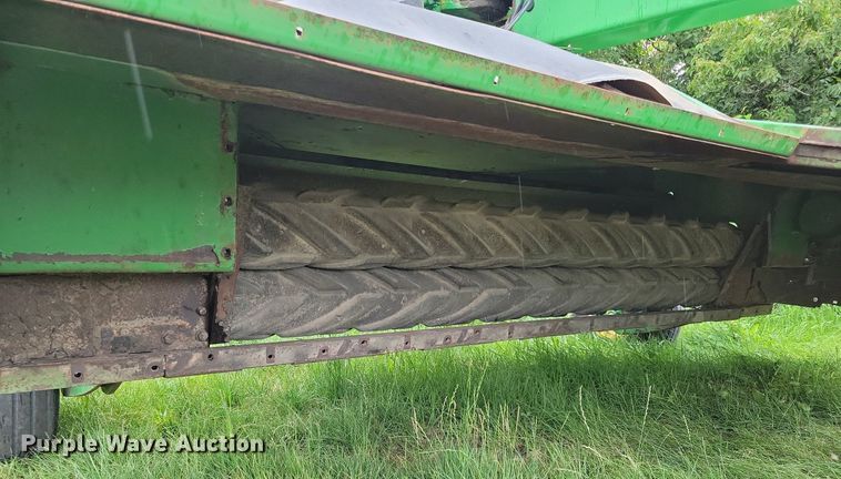 image for item DN4005 2008 John Deere 946 MoCo  swather / windrower