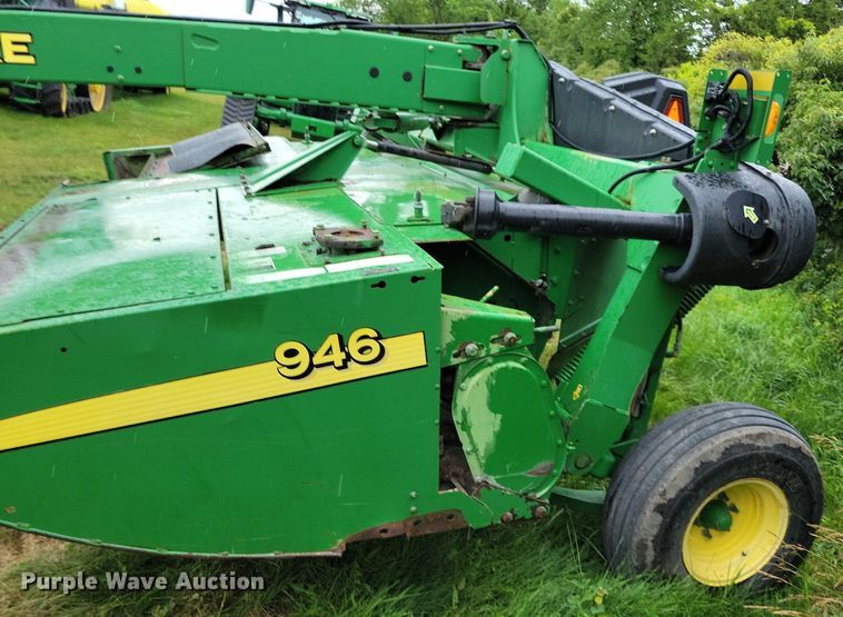 image for item DN4005 2008 John Deere 946 MoCo  swather / windrower