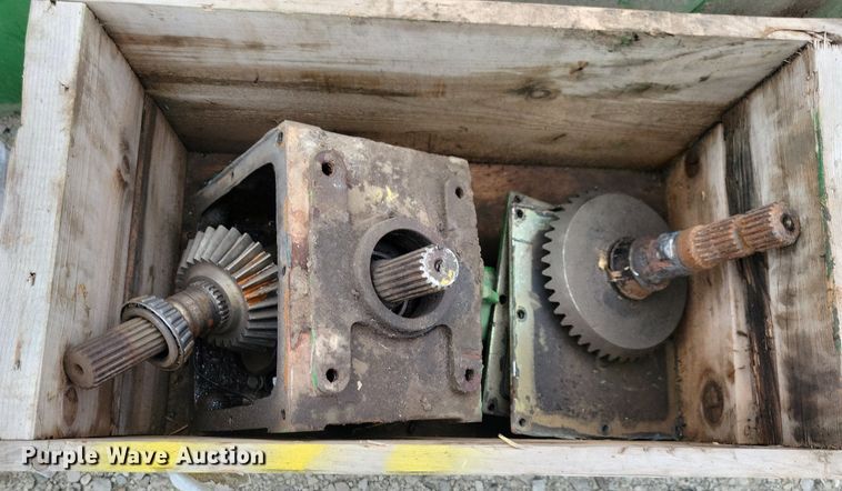 image for item DN4005 2008 John Deere 946 MoCo  swather / windrower