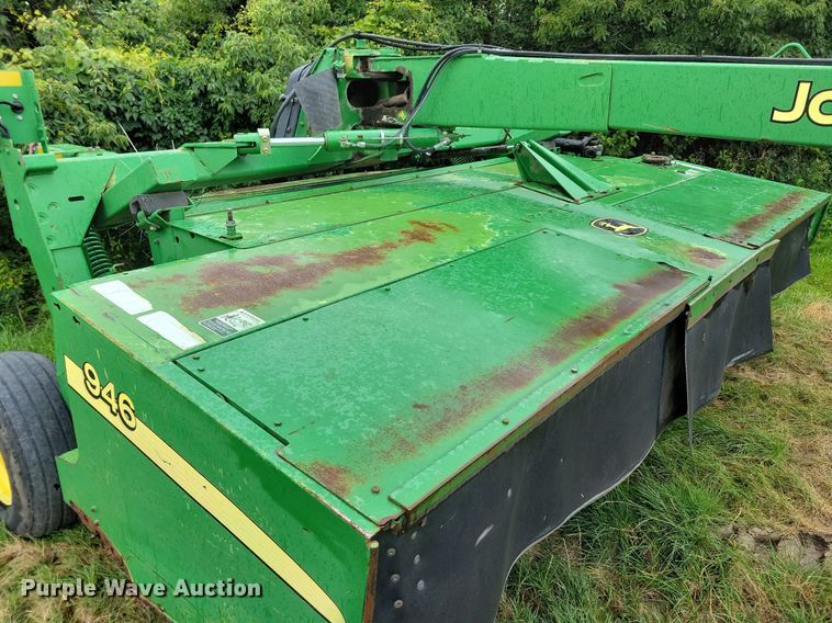 image for item DN4005 2008 John Deere 946 MoCo  swather / windrower