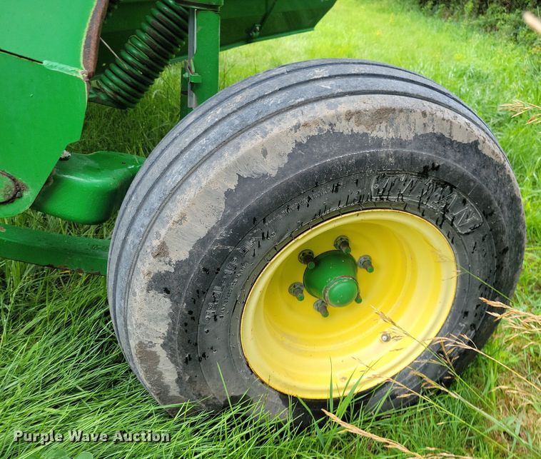 image for item DN4005 2008 John Deere 946 MoCo  swather / windrower