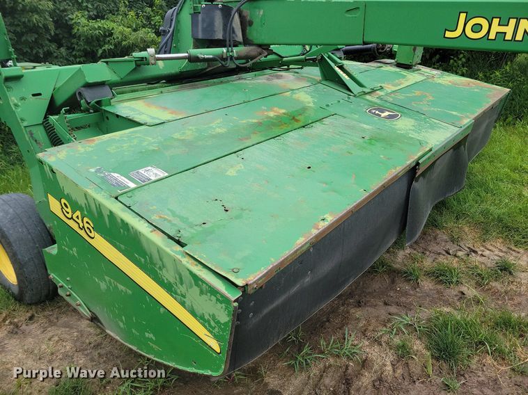 image for item DN4006 2007 John Deere 946 MoCo  swather / windrower