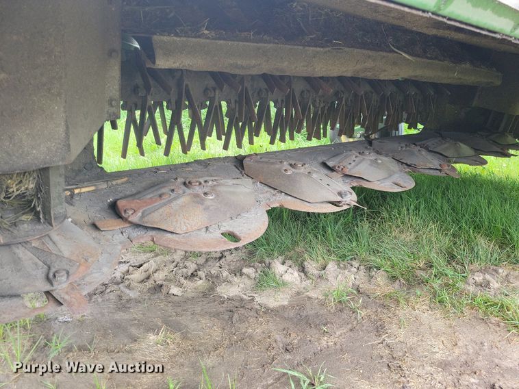 image for item DN4006 2007 John Deere 946 MoCo  swather / windrower