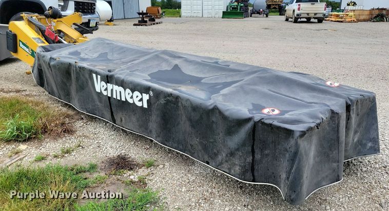 image for item DN4007 2020 Vermeer M7050  disc mower