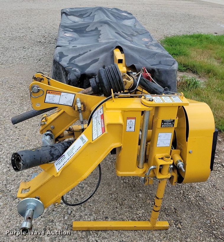 image for item DN4007 2020 Vermeer M7050  disc mower
