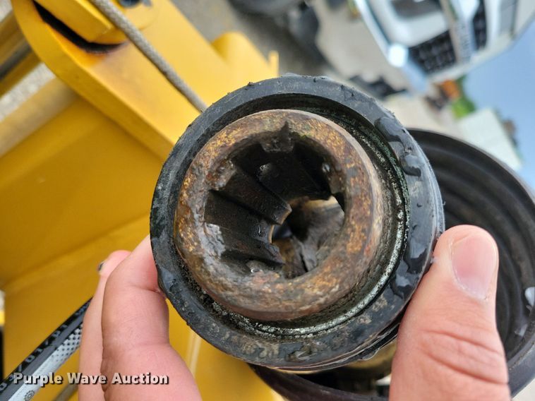 image for item DN4007 2020 Vermeer M7050  disc mower