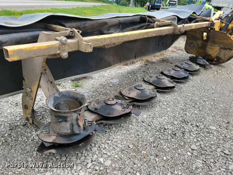 image for item DN4007 2020 Vermeer M7050  disc mower