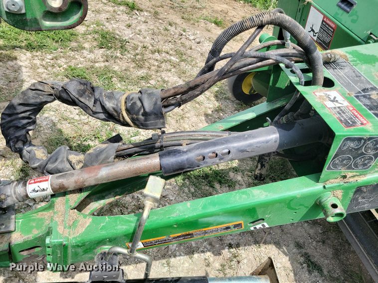 image for item DN4008 John Deere 569 Mega Wide Plus  round baler