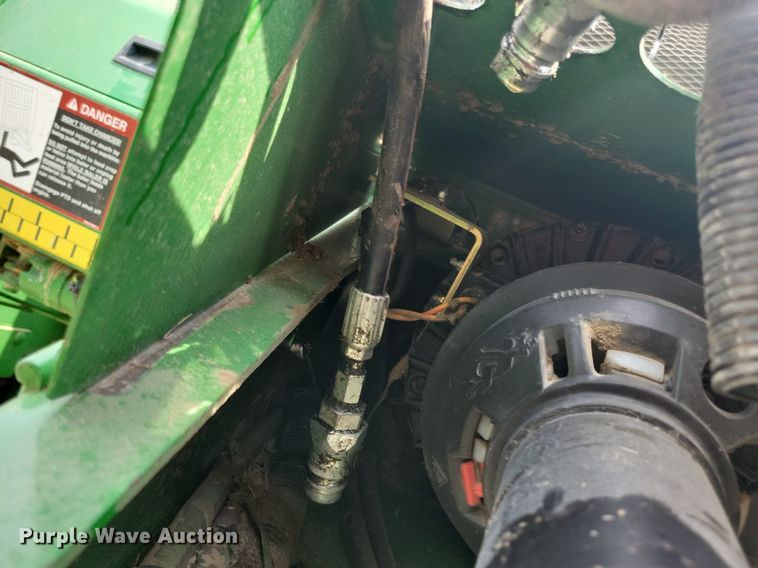 image for item DN4008 John Deere 569 Mega Wide Plus  round baler