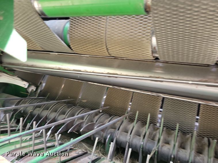 image for item DN4008 John Deere 569 Mega Wide Plus  round baler