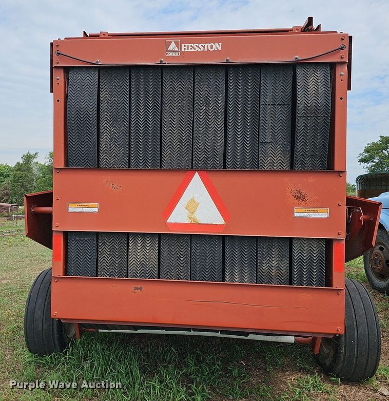 image for item DN8577 Hesston 565A  round baler