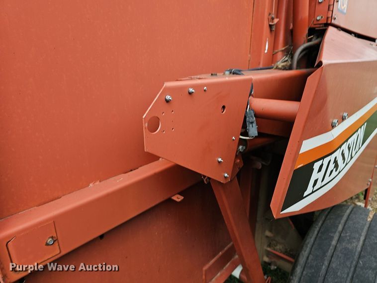 image for item DN8577 Hesston 565A  round baler