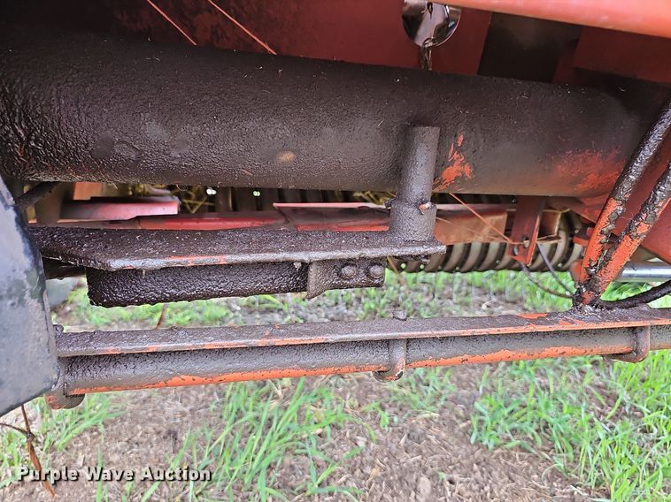 image for item DN8577 Hesston 565A  round baler