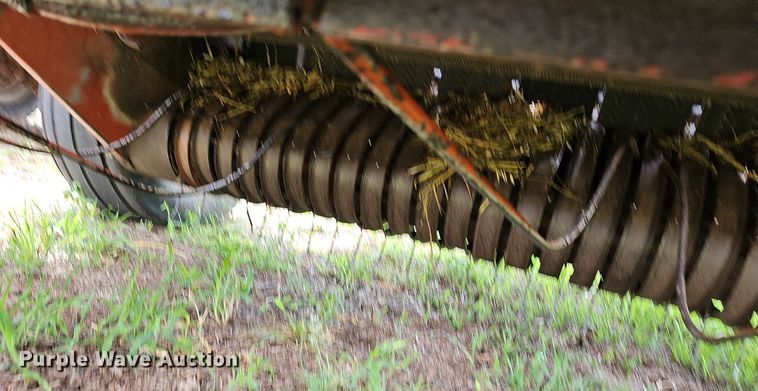image for item DN8577 Hesston 565A  round baler