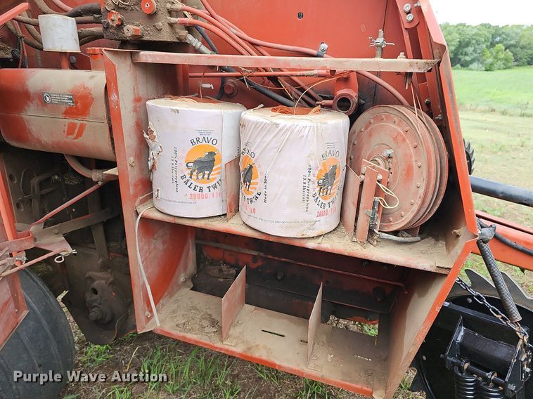 image for item DN8577 Hesston 565A  round baler
