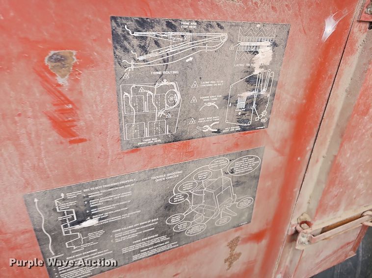 image for item DN8577 Hesston 565A  round baler