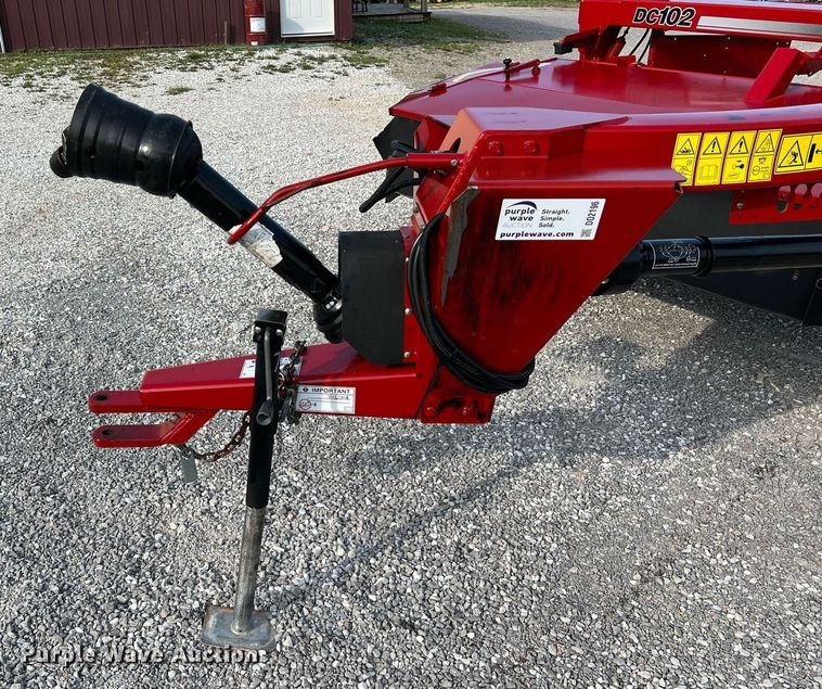 image for item DO2196 2018 Case IH DC102F  swather / windrower