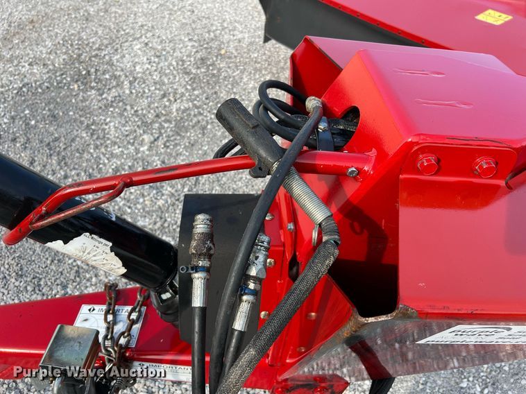 image for item DO2196 2018 Case IH DC102F  swather / windrower