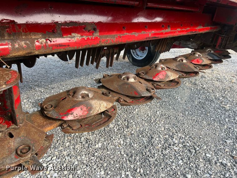 image for item DO2196 2018 Case IH DC102F  swather / windrower